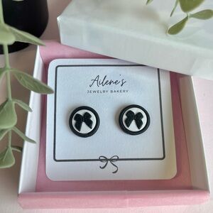 Button Stud Earrings